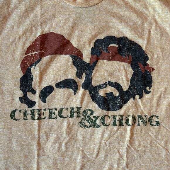 Cheech & Chong Tshirt, size Large unisex Like NEW condition - Picture 2 of 5